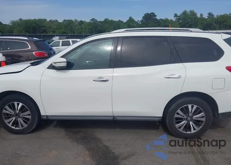 2017 Nissan Pathfinder Sv z USA, uszkodzony, nr VIN 5N1DR2MN7HC685340